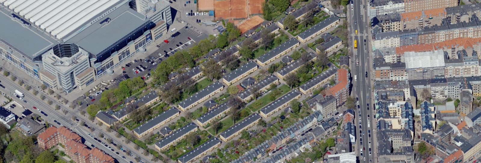 Skråfoto af Brumleby